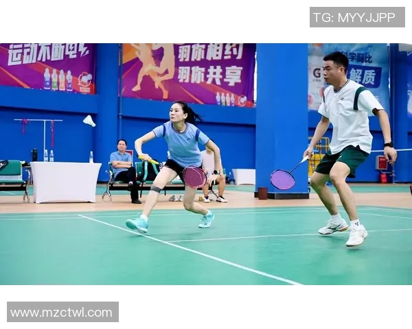 深入分析成都羽毛球队进攻战术与技巧的热点解读