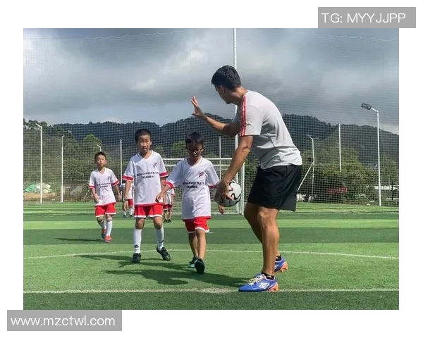 体育实时数据足球新手必看入门指南助你轻松掌握基本技巧与规则 体育实时数据足球新手必看入门指南助你轻松掌握基本技巧与规则